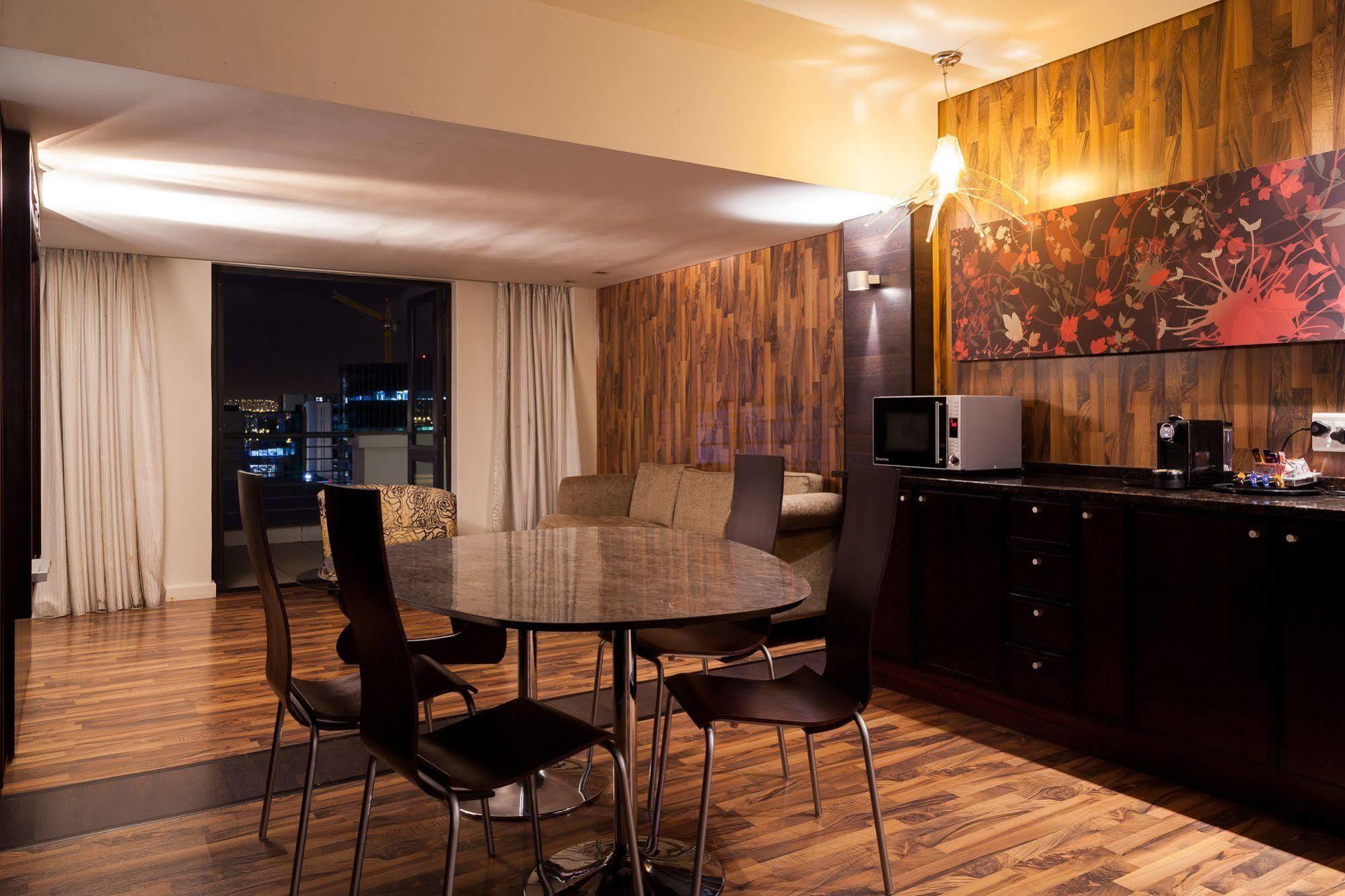 Colosseum Hotel Cape Town Eksteriør bilde